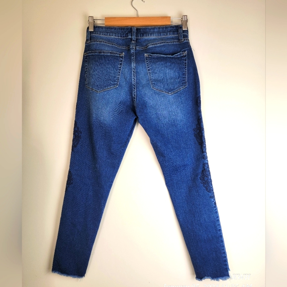 ANA Jegging sz8 a new approach - Picture 3 of 6
